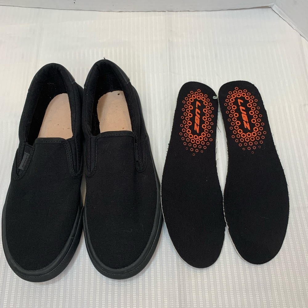 Lugz Women’s Clipper Fashion Sneaker. Size 7 Black. Like new. No box. Textile.